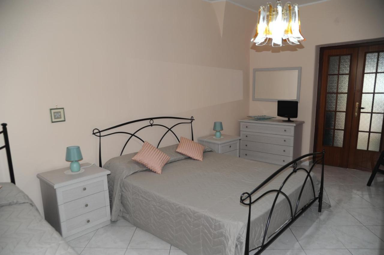 Casa Vacanze Il Nespolo Catánia Buitenkant foto